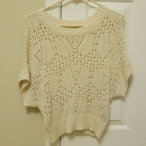 Cute white/creme colored top